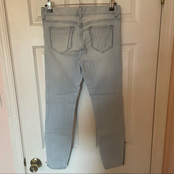 Toothpick Skinny Style Jeans with White Accents - Picture 8 of 8